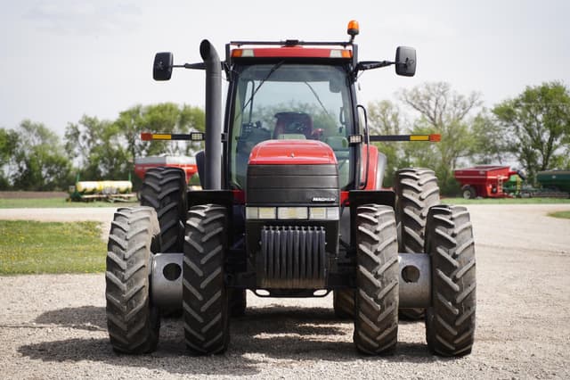 Image of Case IH MX285 equipment image 1