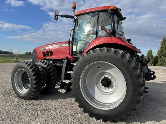 Image of Case IH MX305 equipment image 4