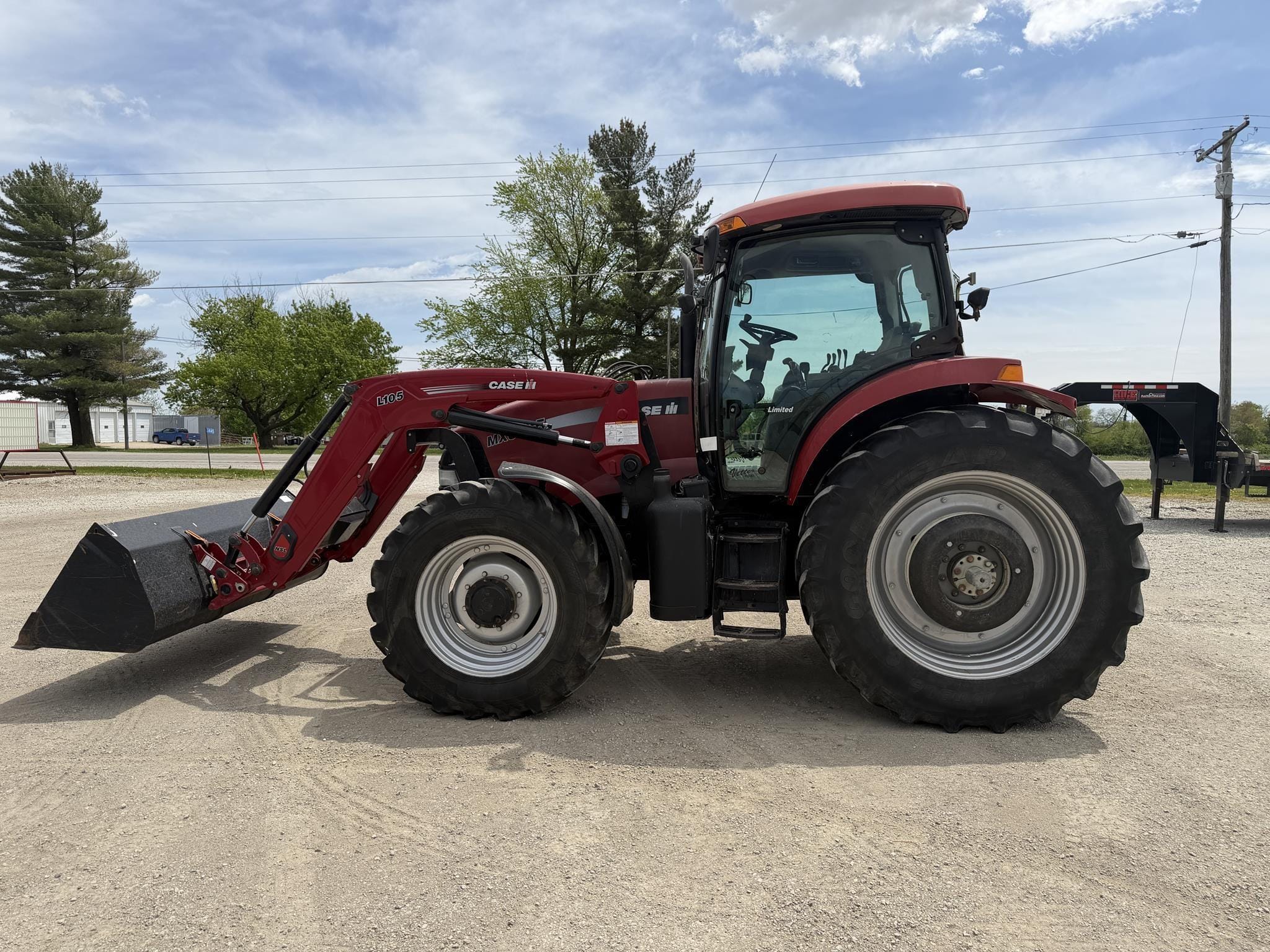 2006 Case IH MXU125 Equipment Image0