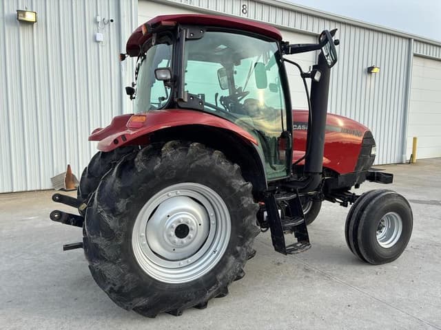Image of Case IH MXU130 Value equipment image 3