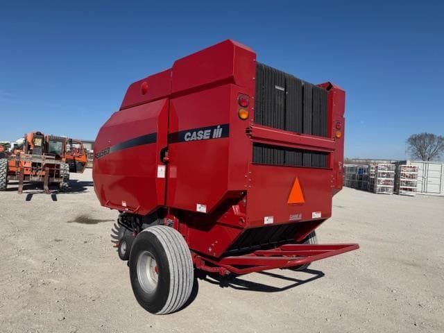 Image of Case IH RBX563 equipment image 2