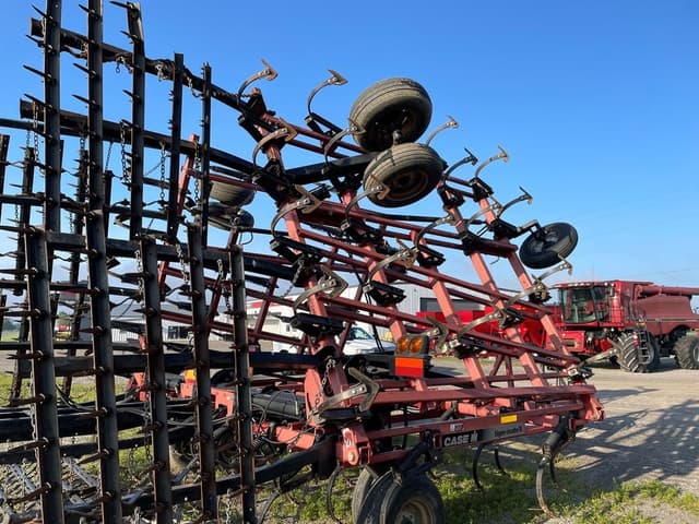 Image of Case IH Tigermate II equipment image 4