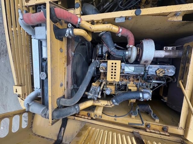 Image of Caterpillar 315CL equipment image 3