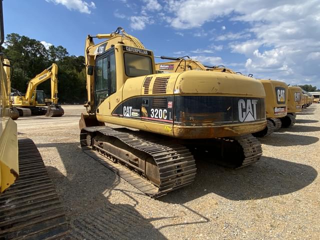 Image of Caterpillar 320CL equipment image 1