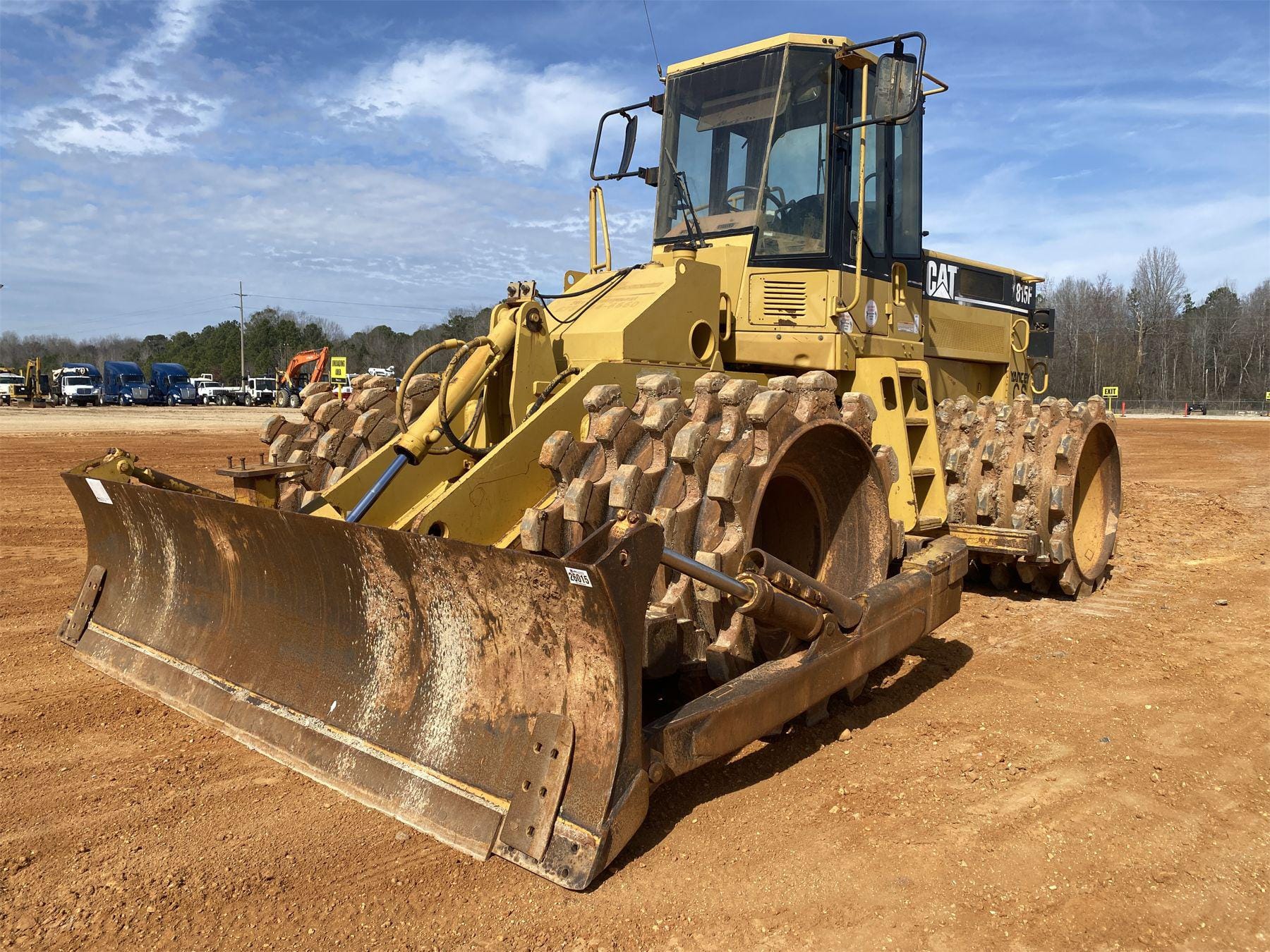 Main image Caterpillar 815F