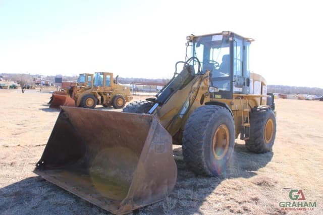 Image of Caterpillar 930G equipment image 3