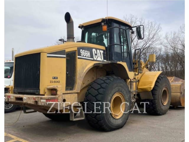 Image of Caterpillar 966H equipment image 2