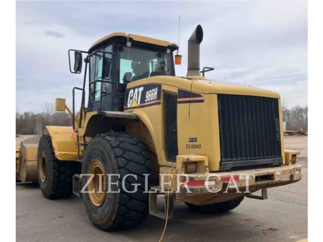 Image of Caterpillar 966H equipment image 3