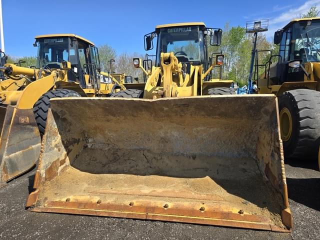 Image of Caterpillar 966H equipment image 1