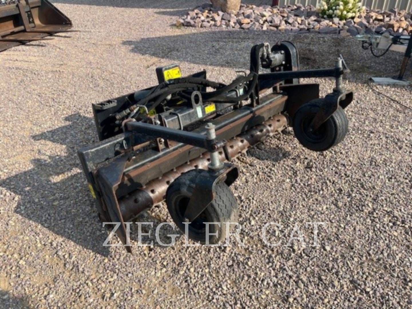 2006 Caterpillar Power Rake Equipment Image0