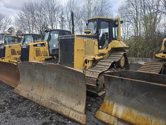 Image of Caterpillar D5M equipment image 1
