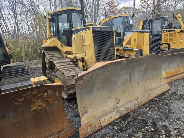 Image of Caterpillar D5M equipment image 3