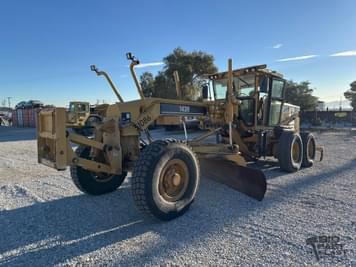 Main image Caterpillar 143H