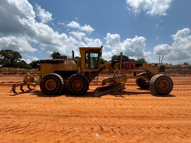Image of Caterpillar 16H equipment image 3