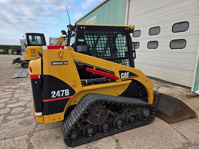 Image of Caterpillar 247B equipment image 1