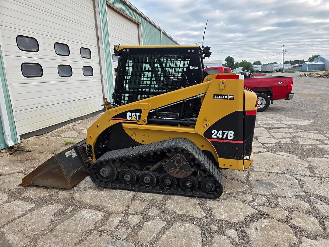 Image of Caterpillar 247B Primary image