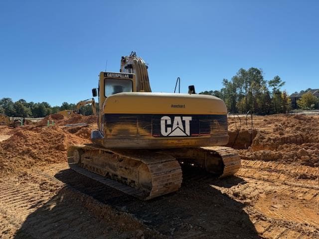 Image of Caterpillar 320CL equipment image 1