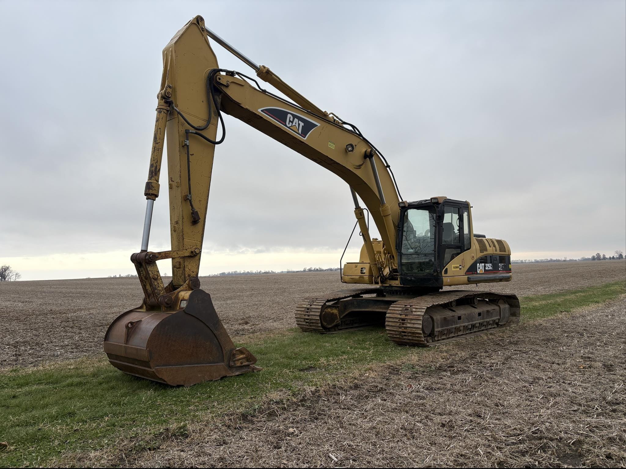 2006 Caterpillar 325CL Equipment Image0