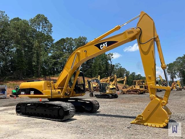 Image of Caterpillar 325CL equipment image 2