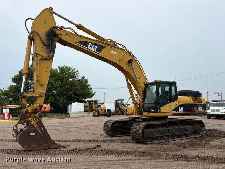 2006 Caterpillar 330D Equipment Image0