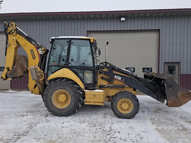 Image of Caterpillar 420E IT equipment image 1