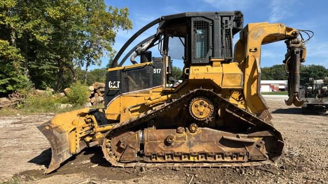 Image of Caterpillar 517 equipment image 1