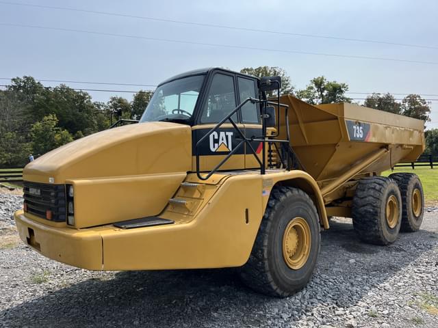 Image of Caterpillar 735 equipment image 1