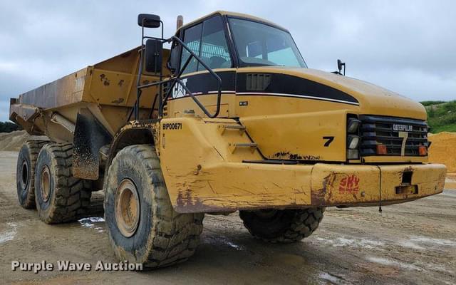 Image of Caterpillar 740 equipment image 2
