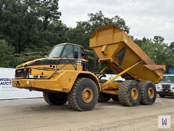 Main image Caterpillar 740