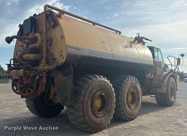 Image of Caterpillar 740 equipment image 4
