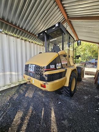 Image of Caterpillar 908 equipment image 1