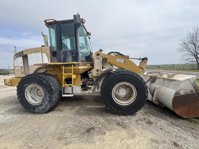 Image of Caterpillar 928G equipment image 4