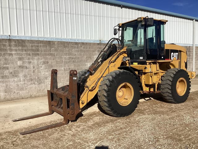 Image of Caterpillar 930G equipment image 2