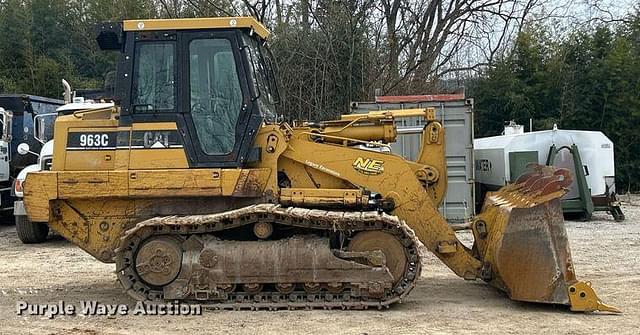 Image of Caterpillar 963C equipment image 3