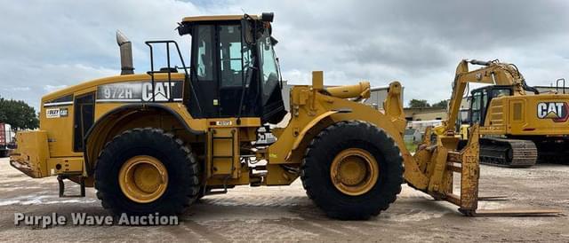 Image of Caterpillar 972H equipment image 3
