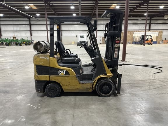 Image of Caterpillar C6500 equipment image 4