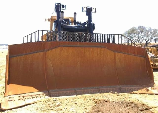 Image of Caterpillar D11R equipment image 4