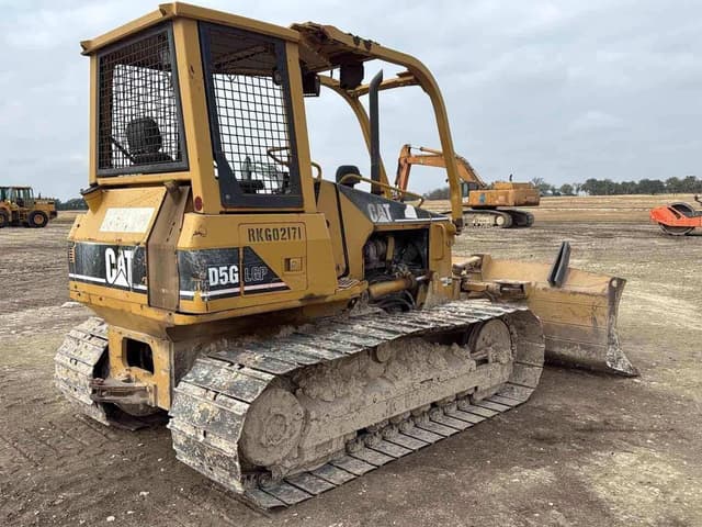 Image of Caterpillar D5G LGP equipment image 3