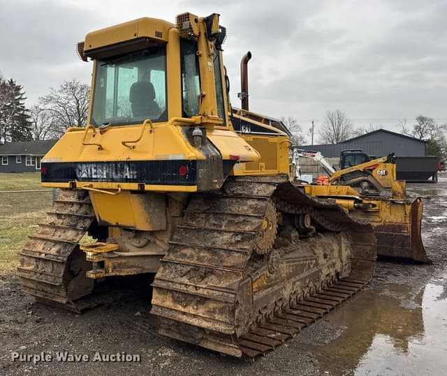 Image of Caterpillar D6N LGP equipment image 4