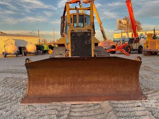 Image of Caterpillar D6N XL equipment image 1
