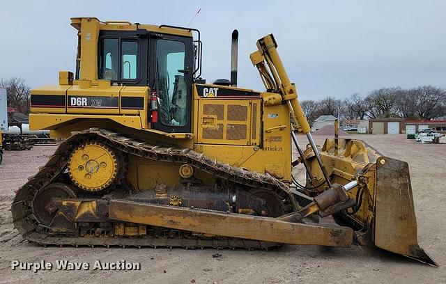 Image of Caterpillar D6R XW equipment image 3