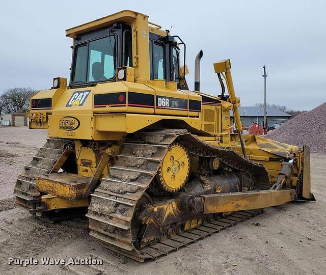 Image of Caterpillar D6R XW equipment image 4