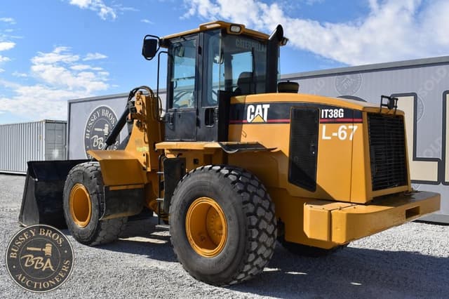 Image of Caterpillar IT38G equipment image 3