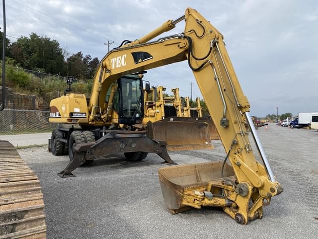 Image of Caterpillar M318C equipment image 3