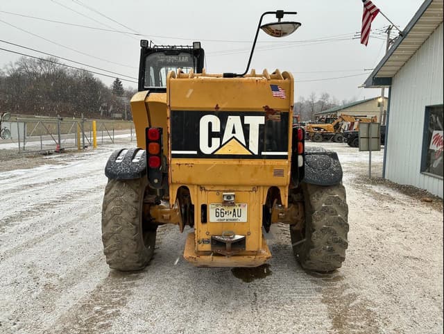 Image of Caterpillar TH580B equipment image 3