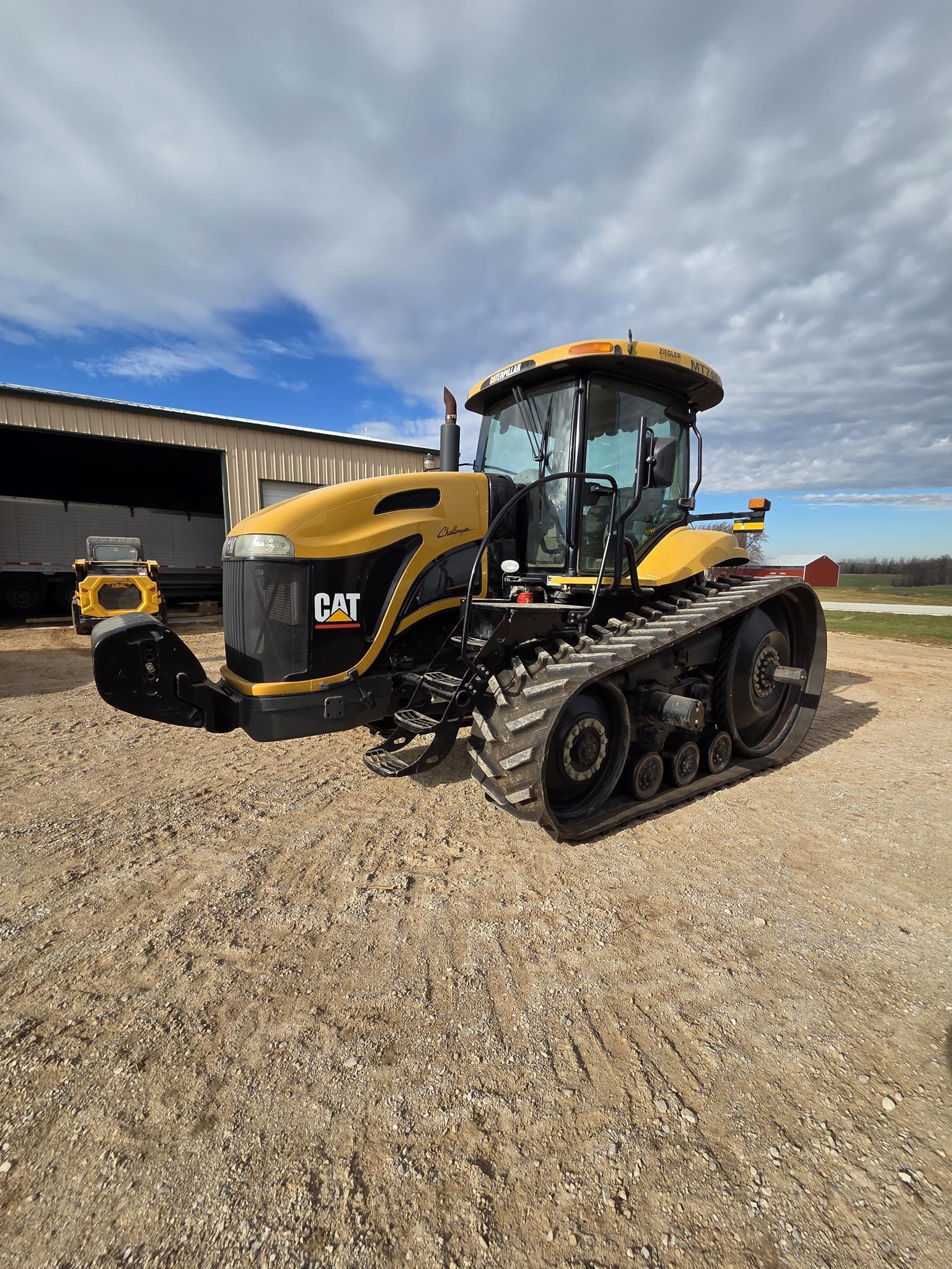 2006 Challenger MT745 Equipment Image0