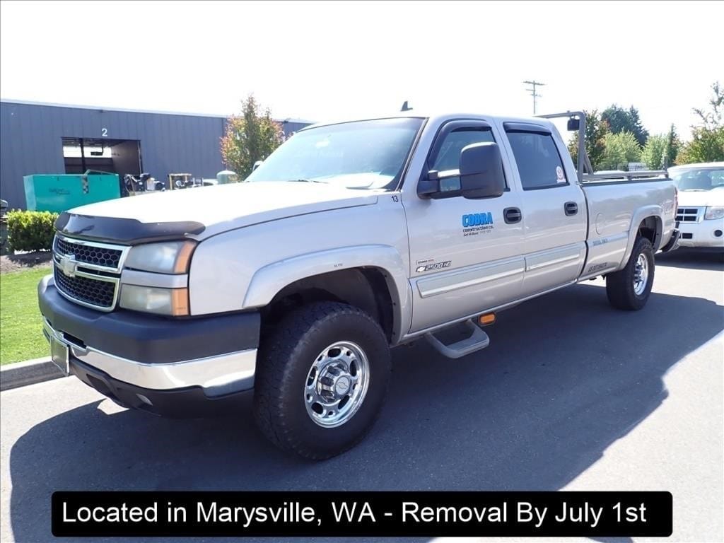 2006 Chevrolet 2500HD Equipment Image0