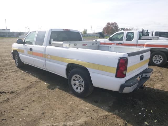 Image of Chevrolet 1500 equipment image 4