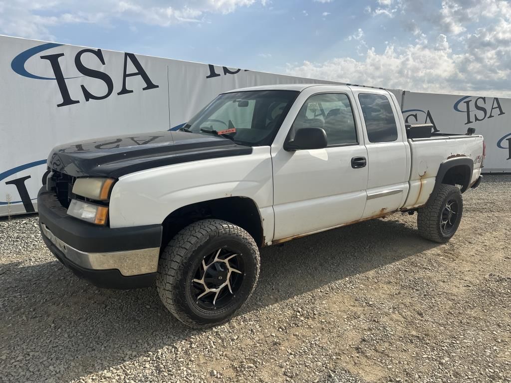 2006 Chevrolet 2500 Equipment Image0