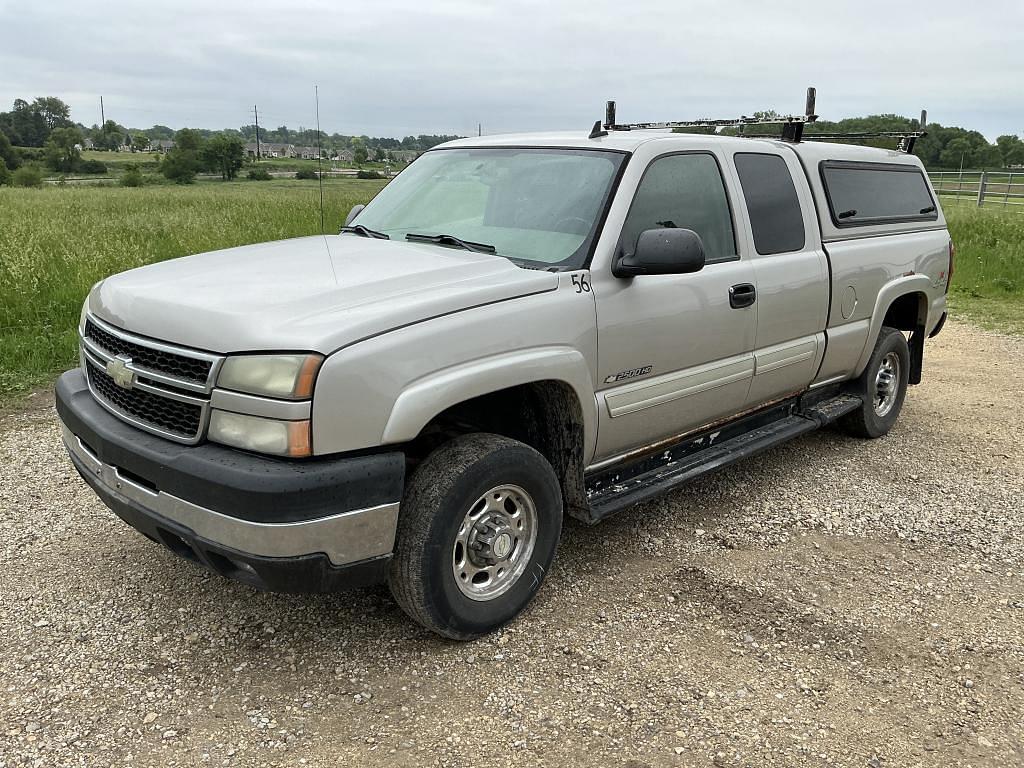 Image of Chevrolet 2500HD Primary image
